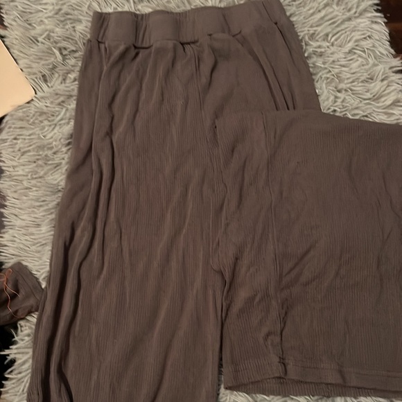 matching set - Picture 2 of 2